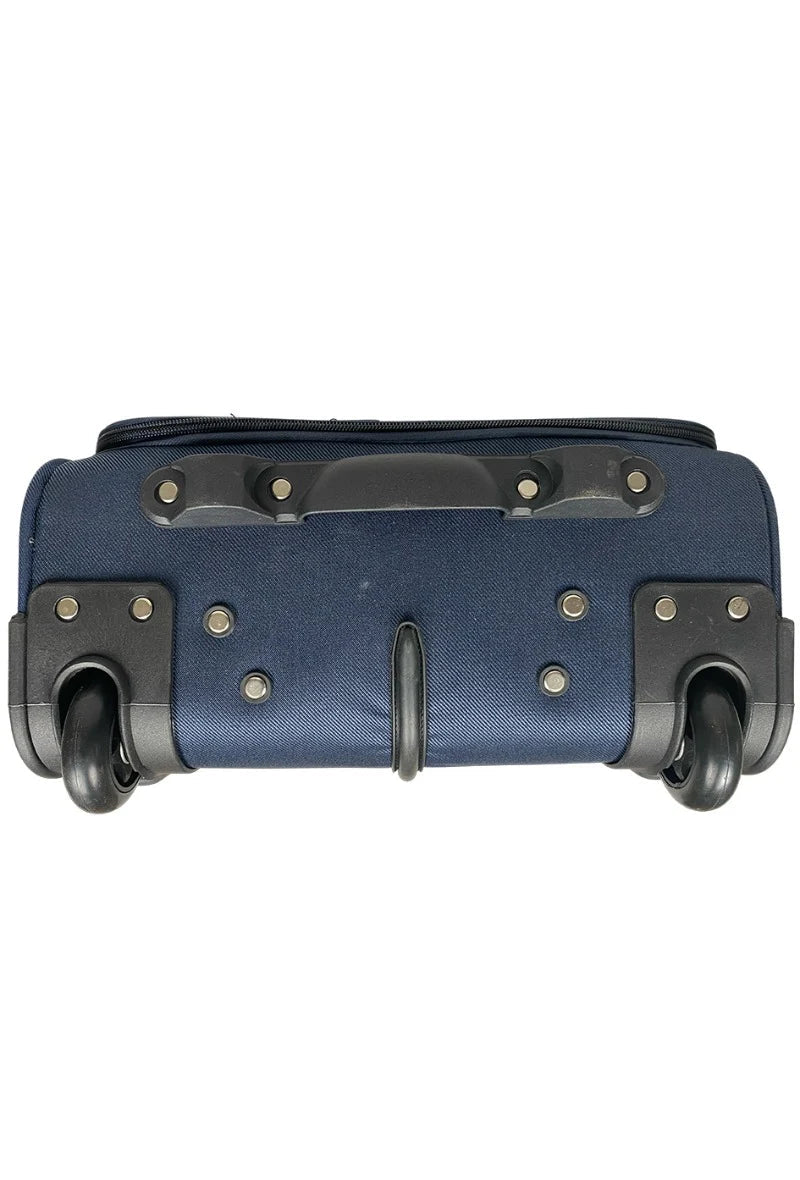 Valise cabine noire en nylon.